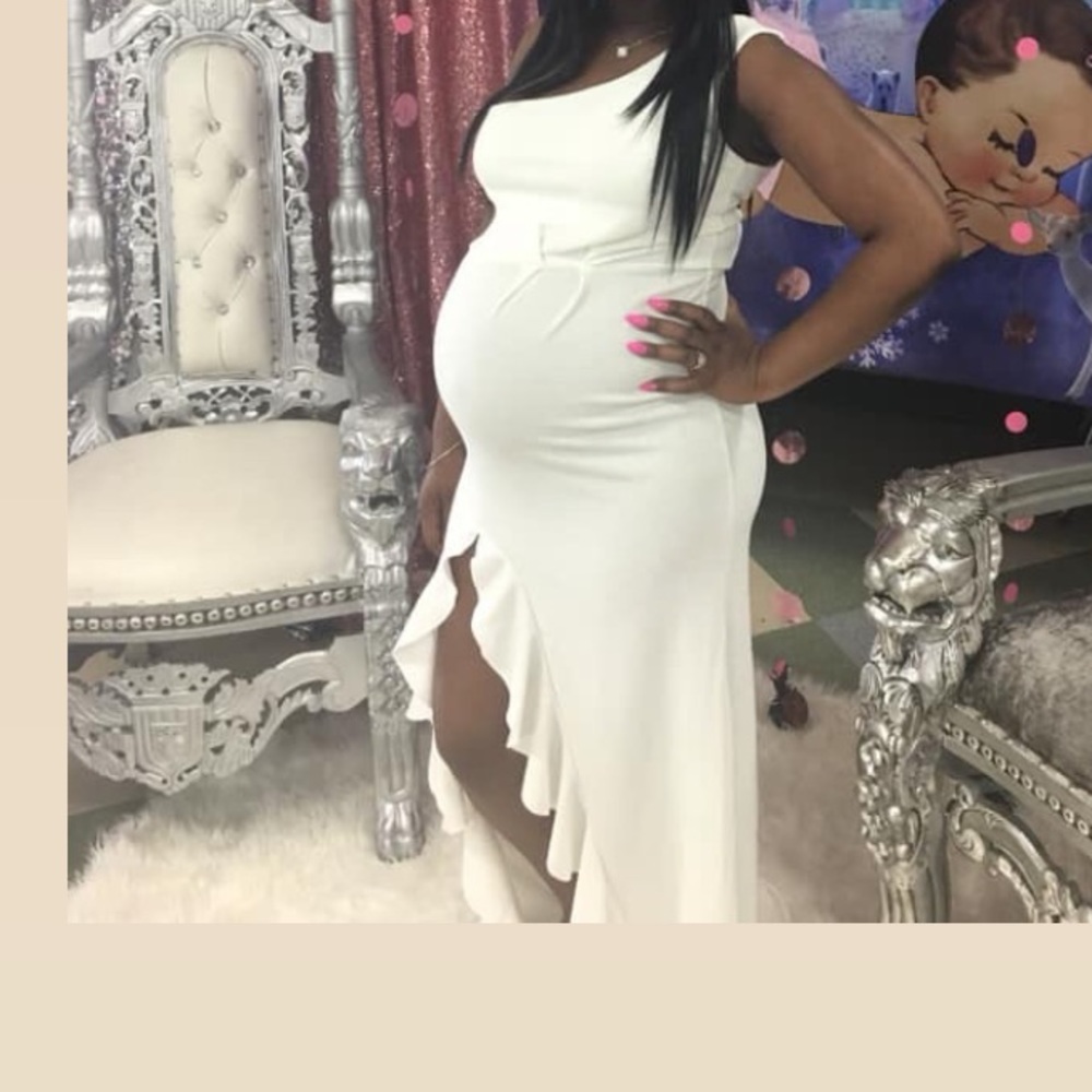 Dress - Picture 3 of 4